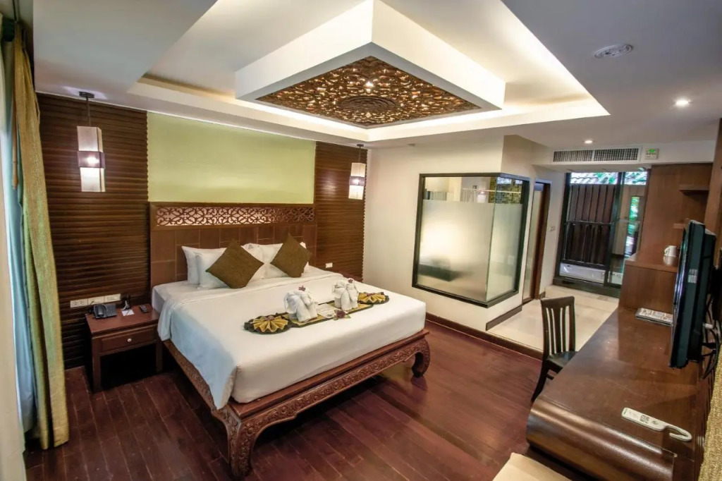 Пхукет: Peach Hill Resort