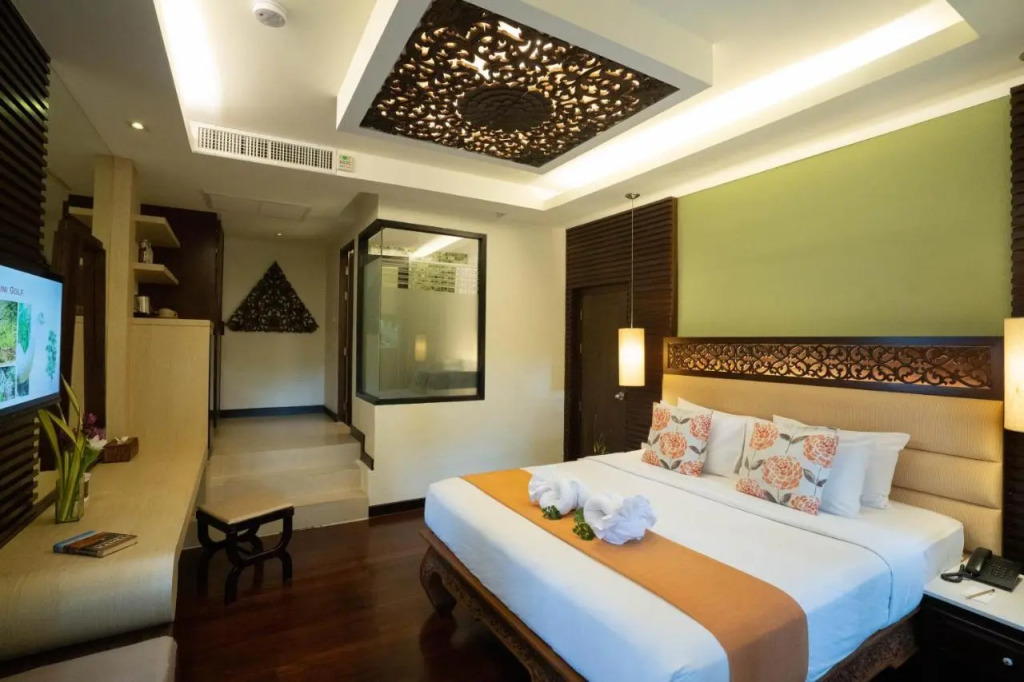 Пхукет: Peach Hill Resort