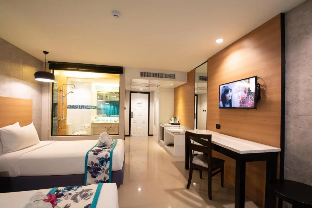 Пхукет: Peach Hill Resort