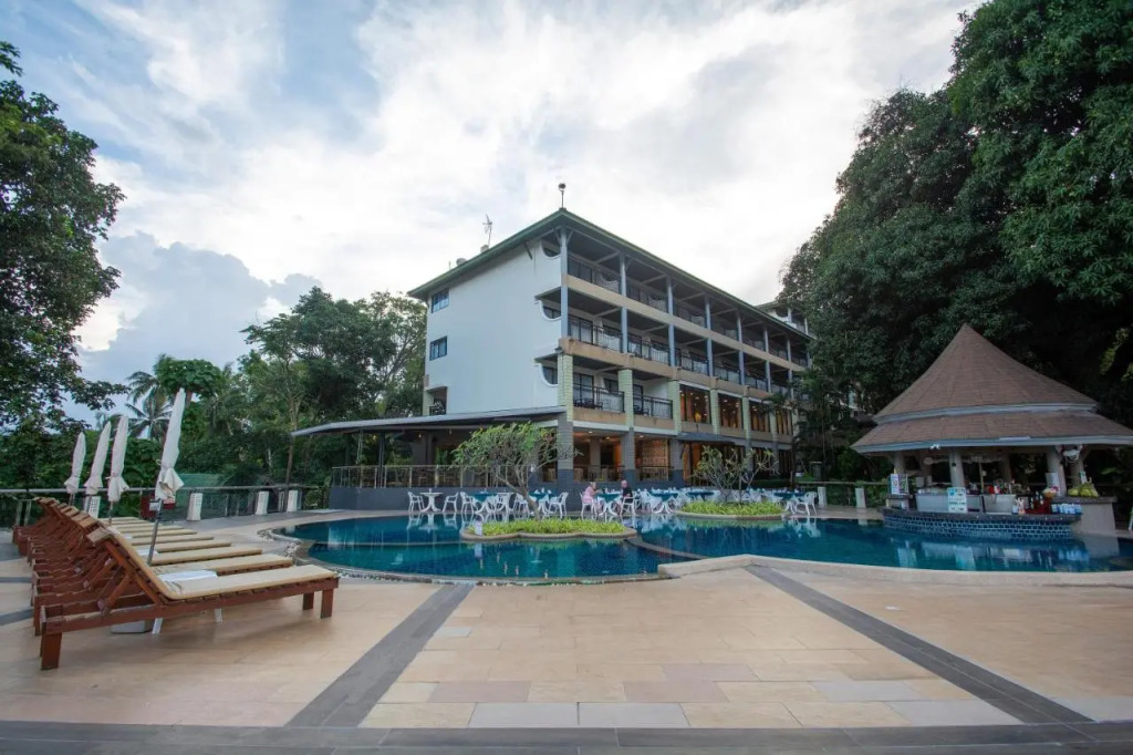 Пхукет: Peach Hill Resort