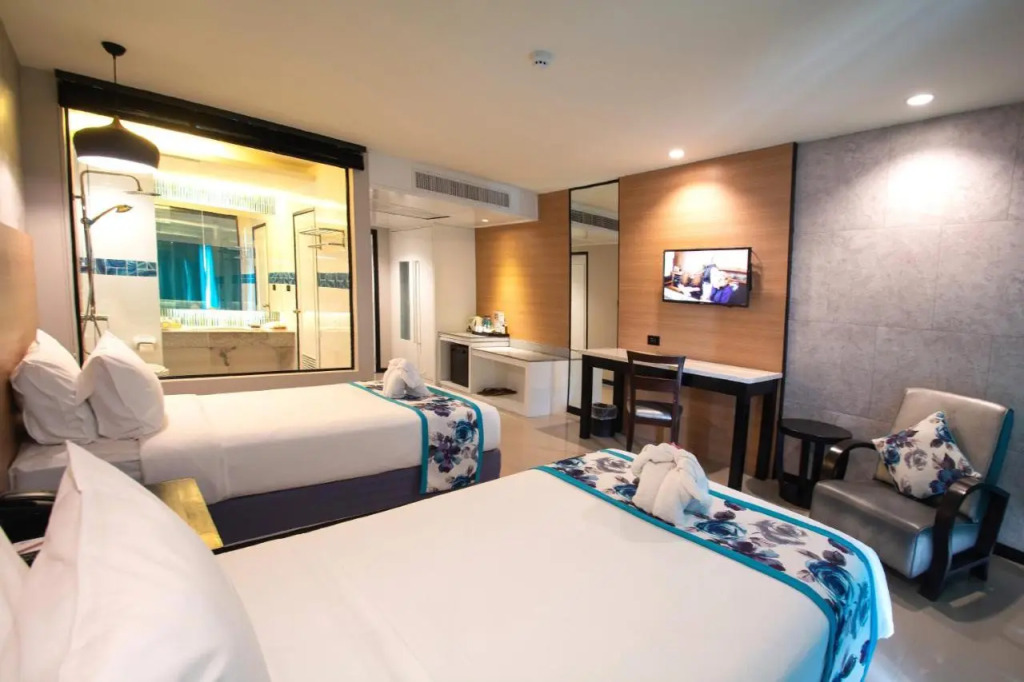 Пхукет: Peach Hill Resort