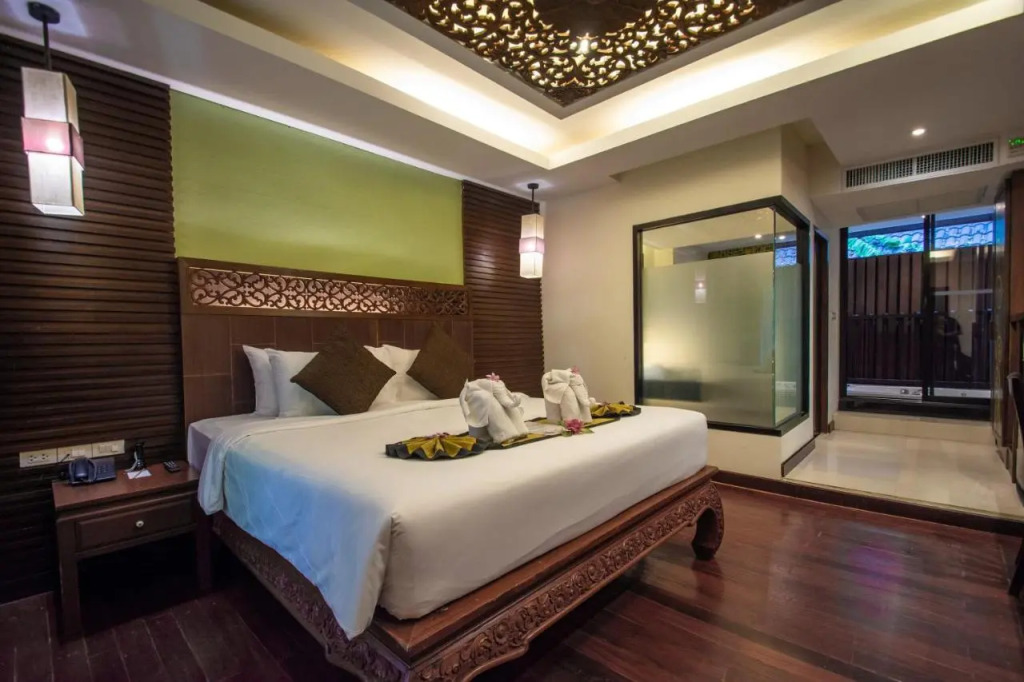 Пхукет: Peach Hill Resort