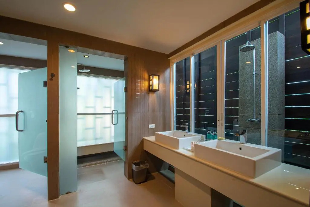 Пхукет: Peach Blossom Resort & Pool Villa