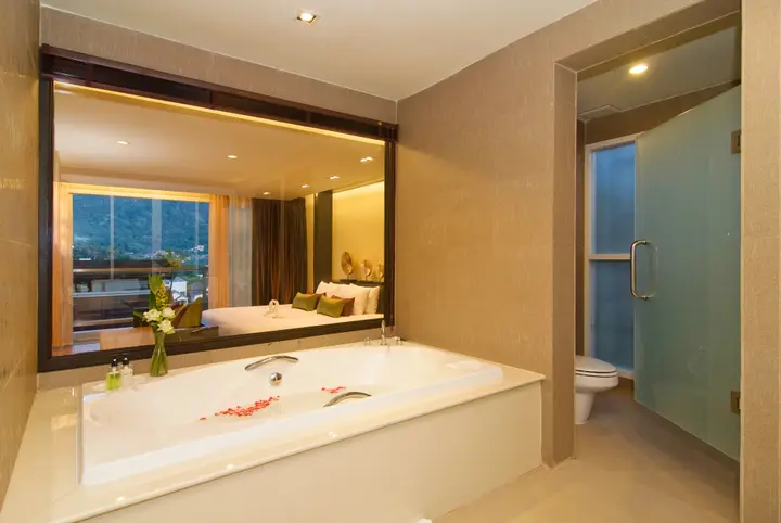 Пхукет: Peach Blossom Resort & Pool Villa