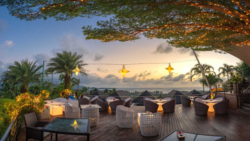 пляж Банг-Тао: Курортный отель The Pavilions Phuket