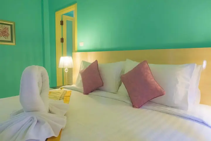 Чиангмай: Glur Chiangmai