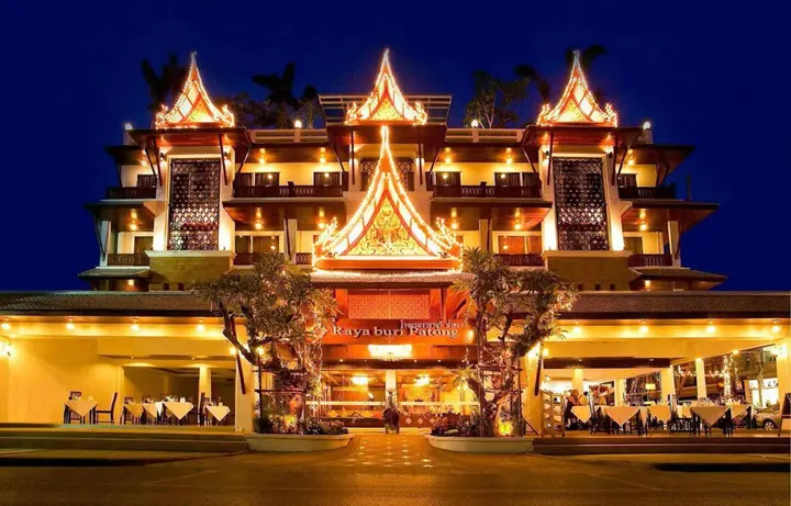 Пхукет: Отель Rayaburi Hotel Patong