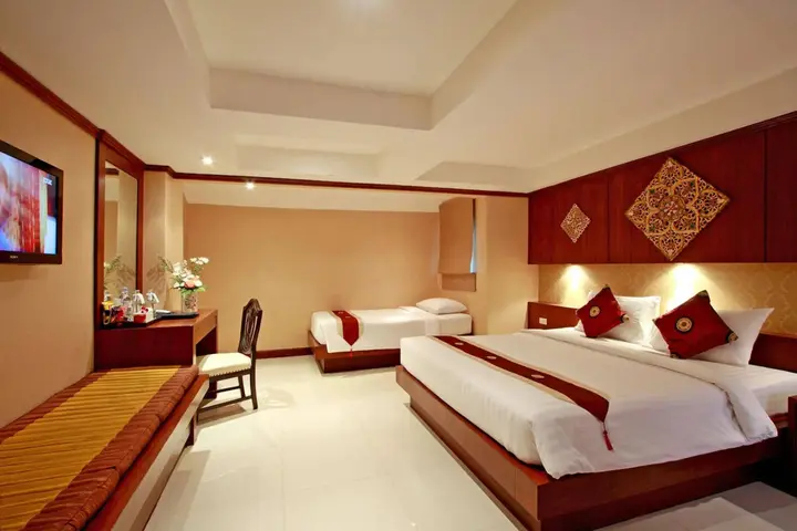 Пхукет: Отель Rayaburi Hotel Patong