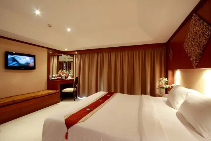 Пхукет: Отель Rayaburi Hotel Patong