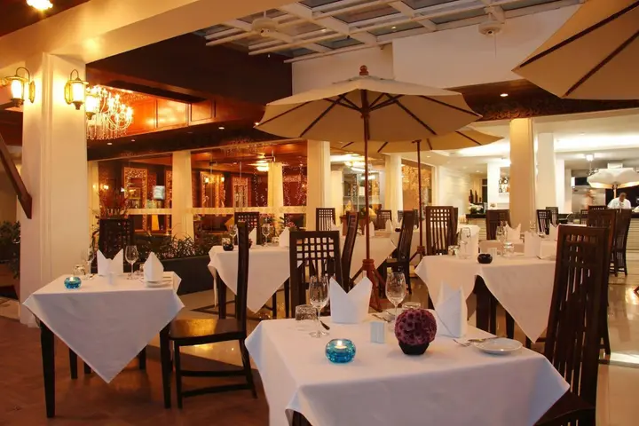 Пхукет: Отель Rayaburi Hotel Patong