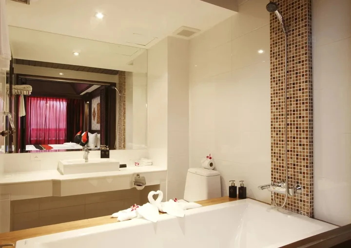 Пхукет: Отель Rayaburi Hotel Patong