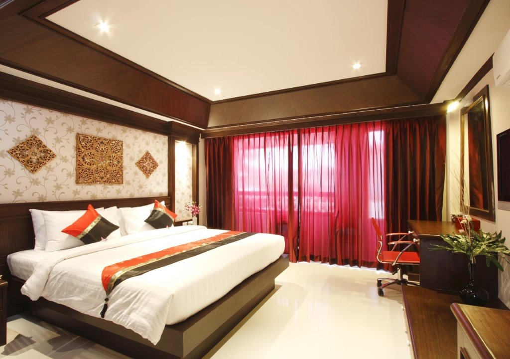 Пхукет: Отель Rayaburi Hotel Patong