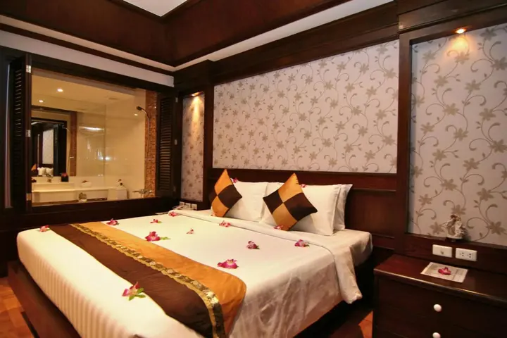 Пхукет: Отель Rayaburi Hotel Patong