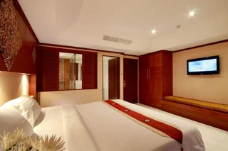 Пхукет: Отель Rayaburi Hotel Patong