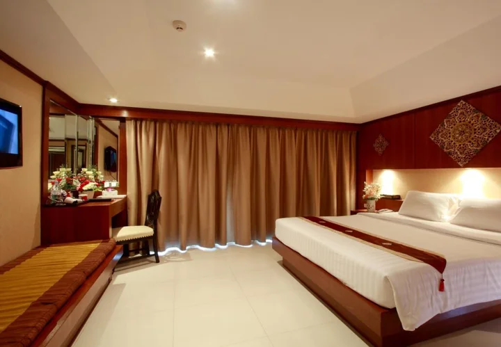 Пхукет: Отель Rayaburi Hotel Patong