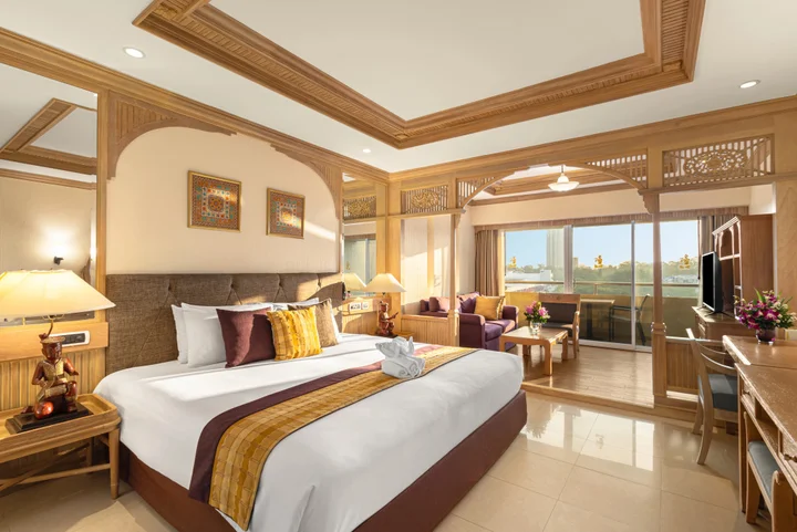 Паттайя: Royal Cliff Beach Hotel Pattaya