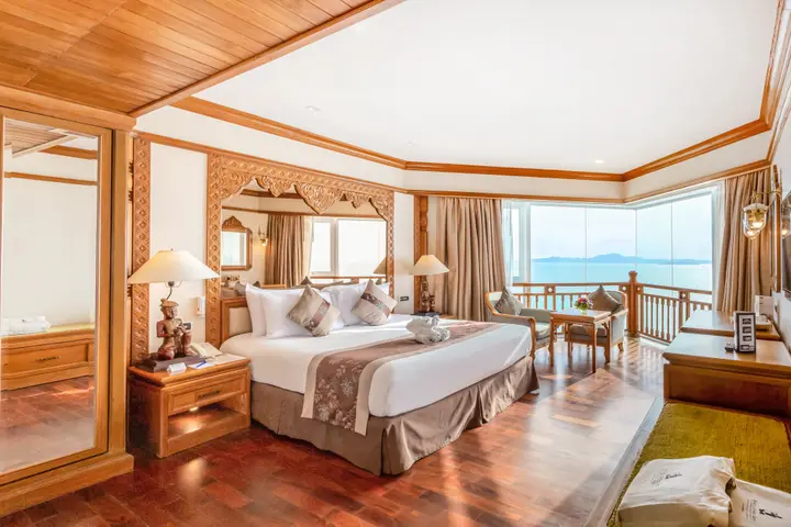 Паттайя: Royal Cliff Beach Hotel Pattaya