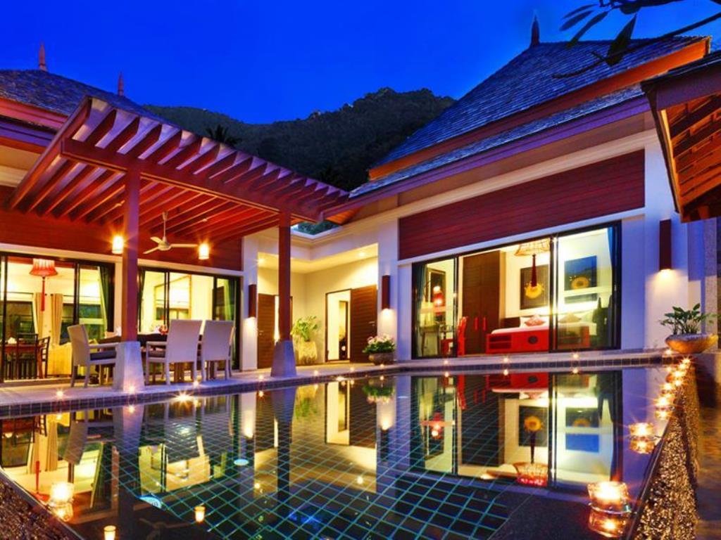 Кату: The Bell Pool Villa Resort