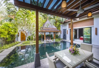 Кату: The Bell Pool Villa Resort