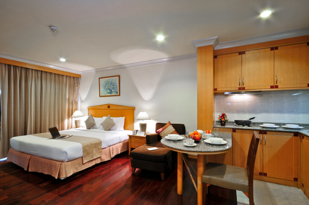 Бангкок: Admiral Suites Bangkok