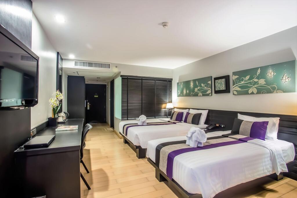 Бангкок: Nouvo City Hotel