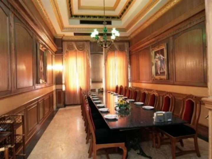 Нонтхабури: 13 Coins Hotel Ngam Wong Wan