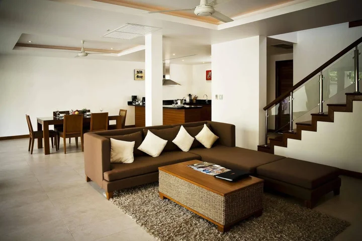Тхаланг: The Residence Resort