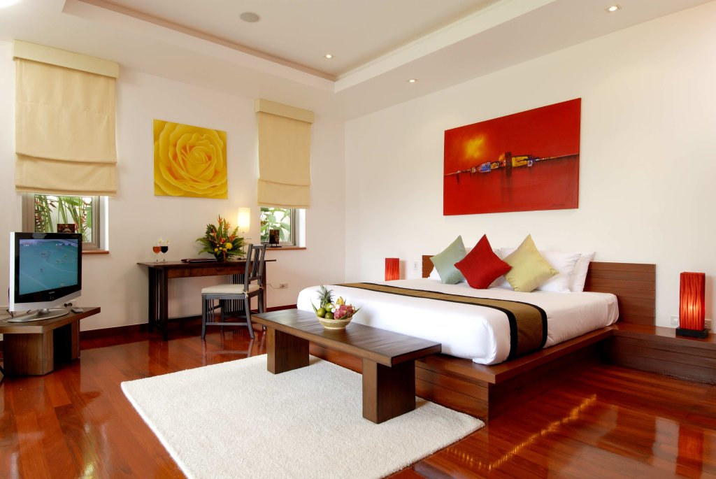 Тхаланг: The Residence Resort