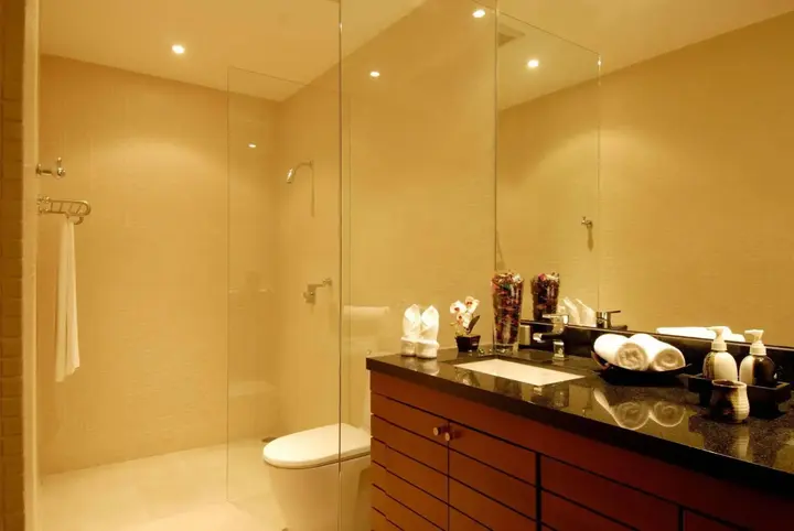 Тхаланг: The Residence Resort