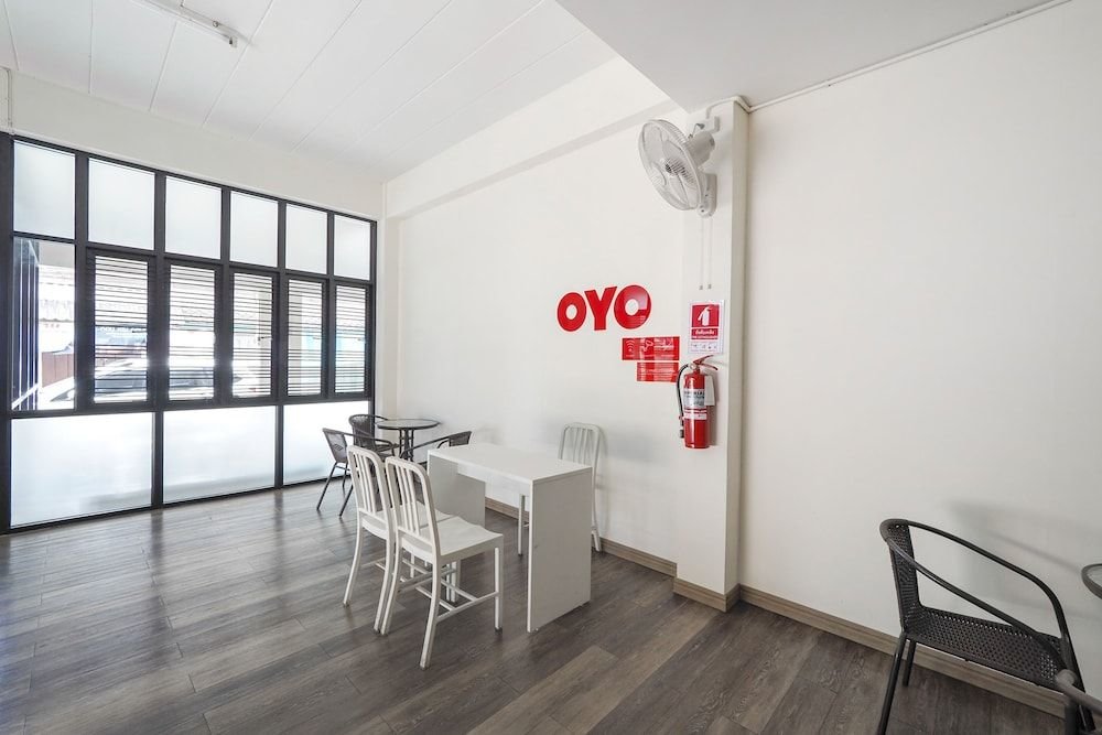 Тха-Муанг: OYO 75309 Yo Charoen