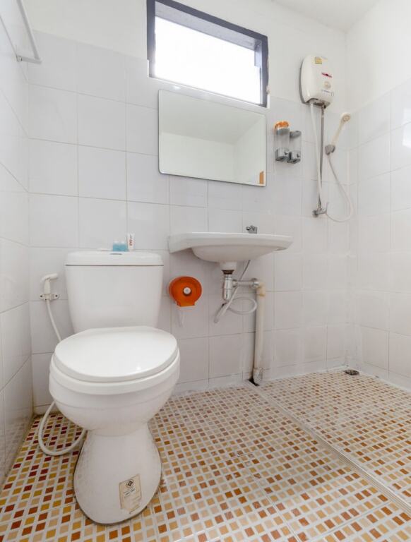 Банг Пхли: OYO 1159 K and K Apartment