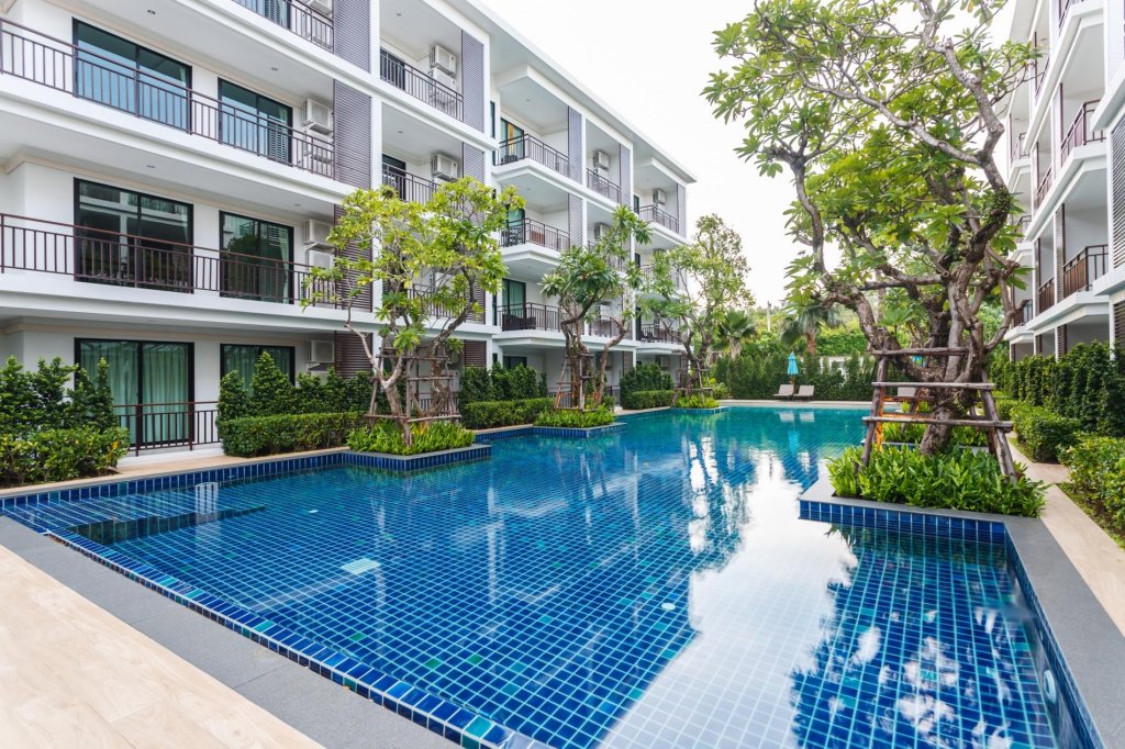 Муанг: The Title Rawai beachfront. Convenient apartment with washer