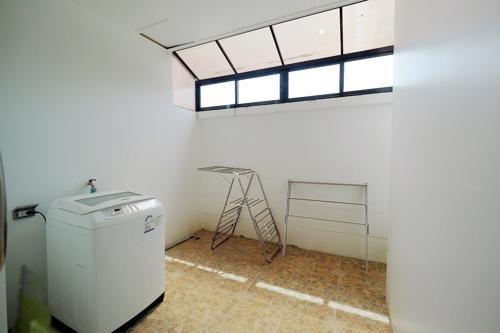 Кату: Ap West 6 Affordable Pool Villa In Kamala