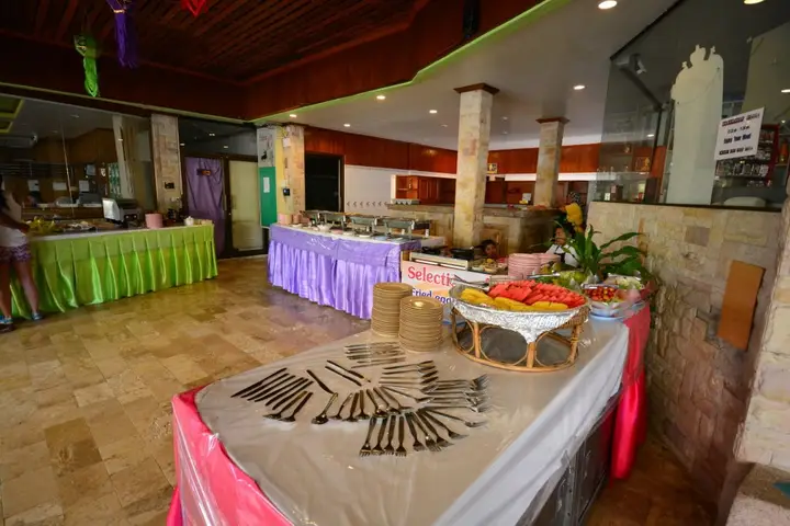 carousel image 3