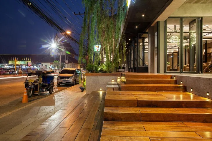 Чиангмай: Bossotel Chiang Mai