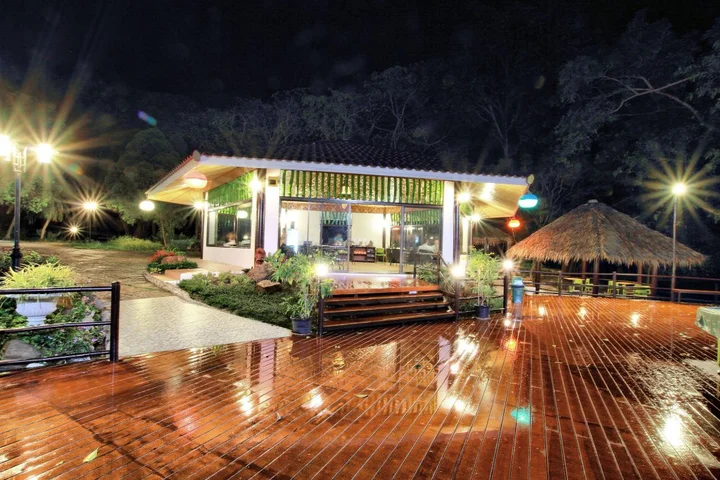 Сай Йок: Pung-waan Resort Kanchanaburi