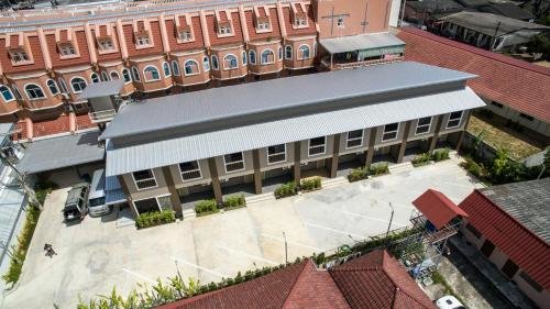 Тхаланг: Jula Service Apartment