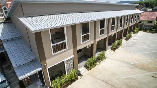 Тхаланг: Jula Service Apartment