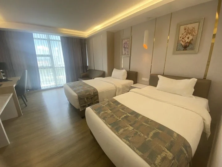 Сирача: Jomtien Holiday Inn Pattaya
