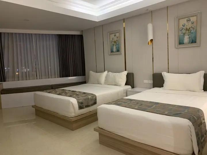 Сирача: Jomtien Holiday Inn Pattaya