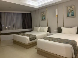 Сирача: Jomtien Holiday Inn Pattaya