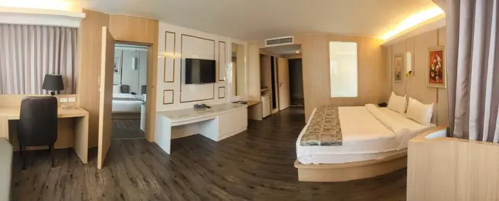 Сирача: Jomtien Holiday Inn Pattaya