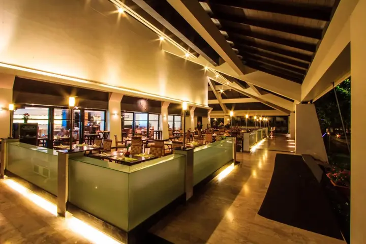 Чумпхон: The Nouveau Chumphon Beach Resort & Golf