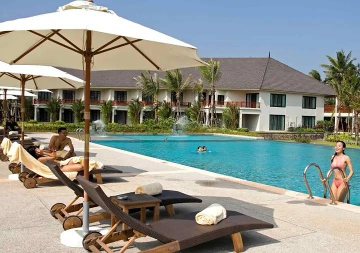Чумпхон: The Nouveau Chumphon Beach Resort & Golf