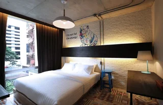 Бангкок: Tints of Blue Hotel
