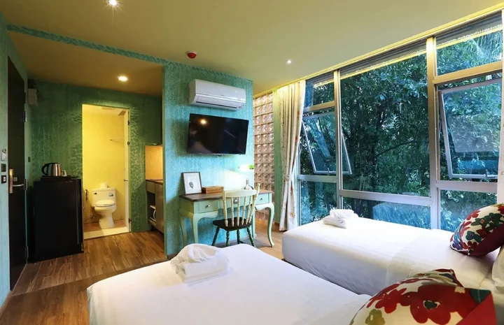 Бангкок: Tints of Blue Hotel