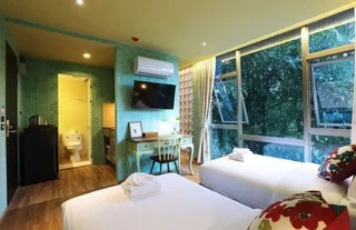 Бангкок: Tints of Blue Hotel