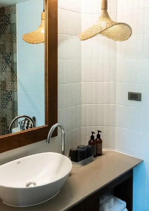 Бангкок: Tints of Blue Hotel