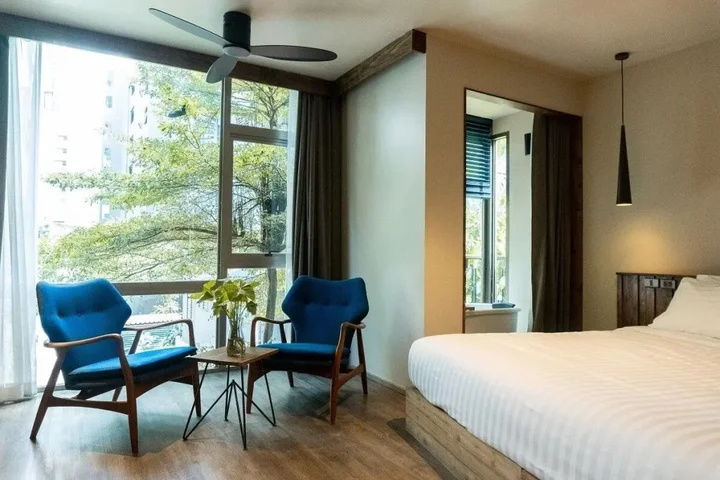 Бангкок: Tints of Blue Hotel