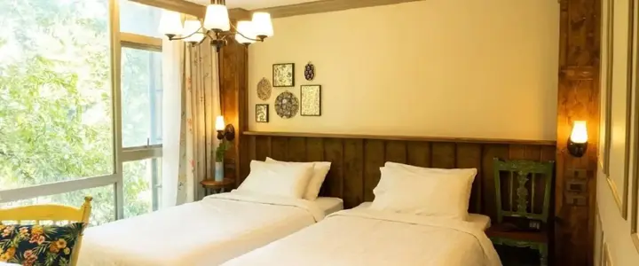 Бангкок: Tints of Blue Hotel